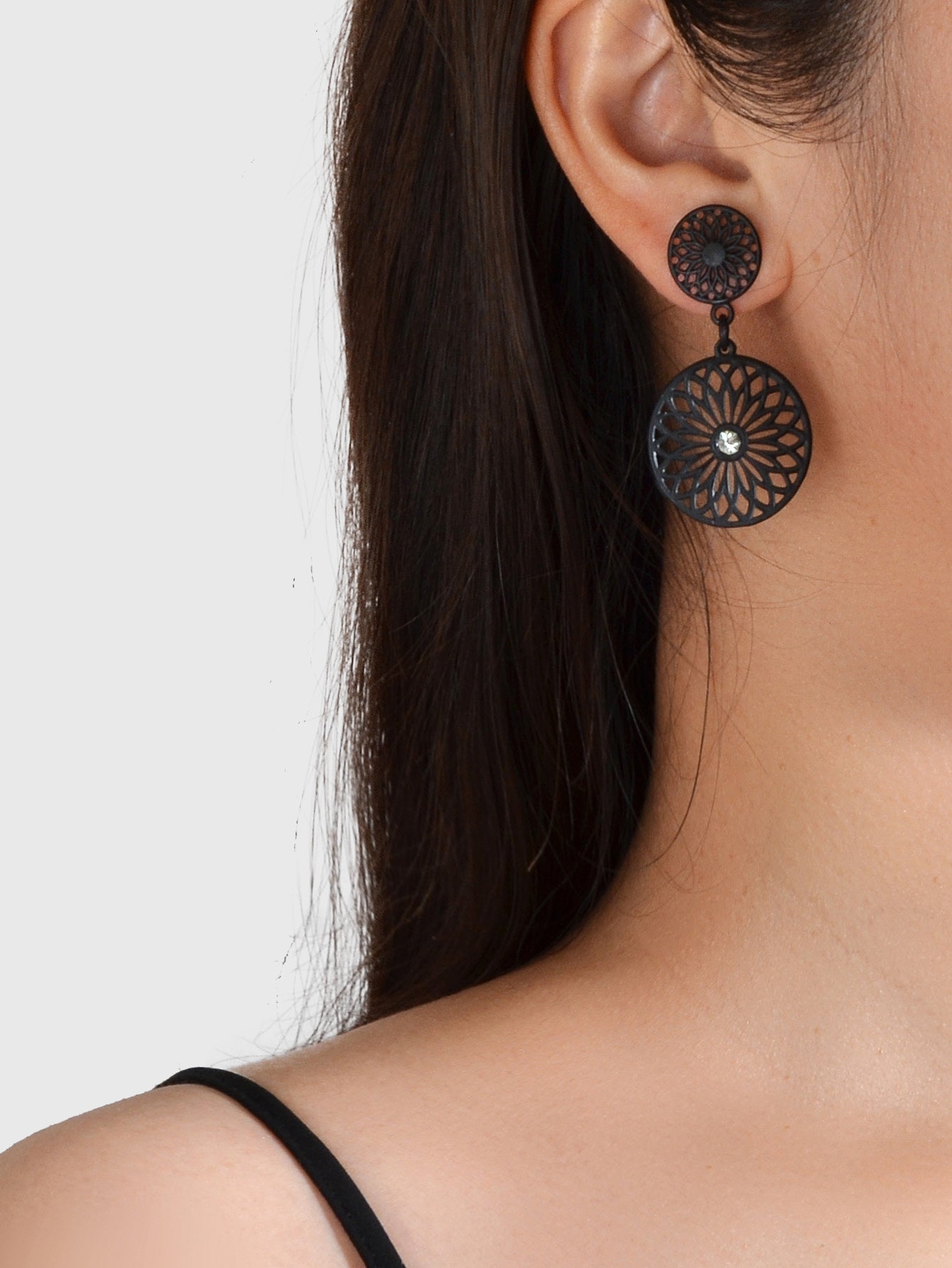 Vintage Jewellery Hollow Out Mandala Black Carved Flower Pattern Round Earrings Feelontop Jewellery