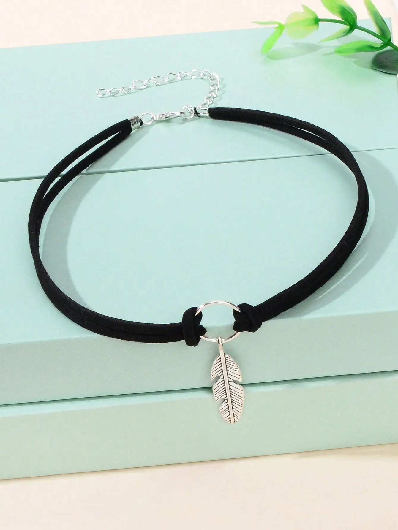 Vintage Feather Pendant Double Layer Leather Necklace - Boho Chic Accessory Feelontop Jewellery