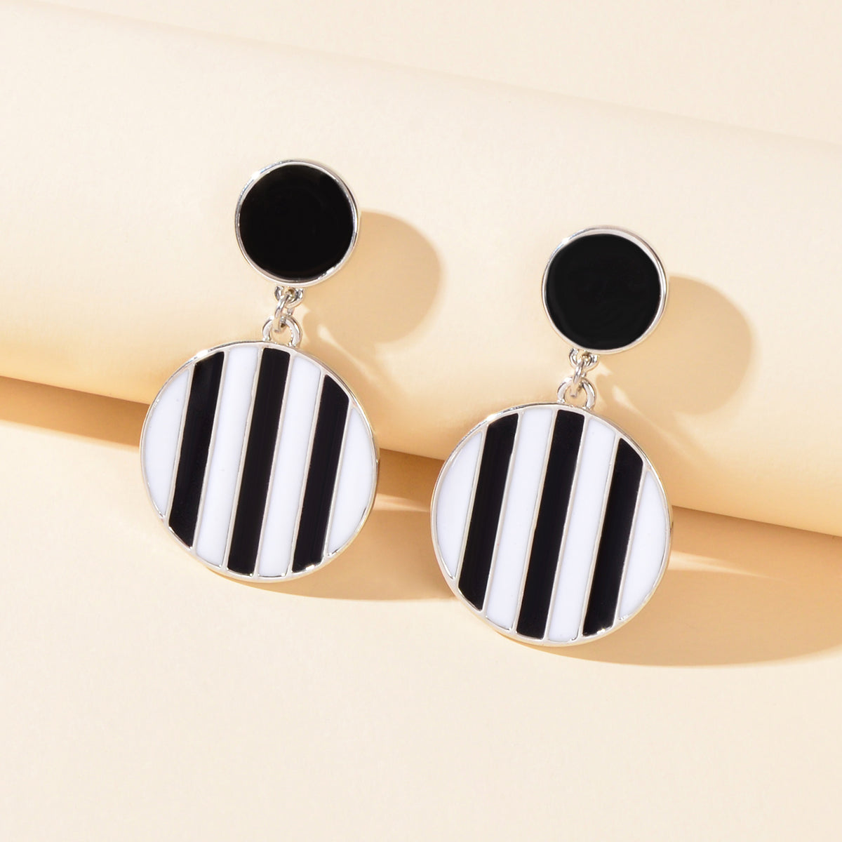 Retro Black White Enamel Round Dangle Hypoallergenic Party Earrings Jewellery Feelontop Jewellery