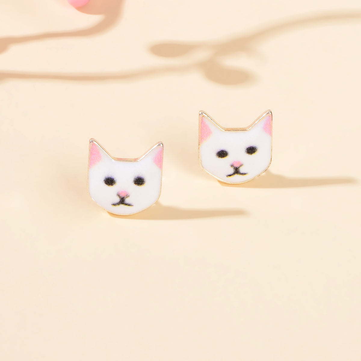Funny White Enamel Cartoon Cat Stud Pierced Earrings Girls Animal Jewellery Gift Feelontop Jewellery