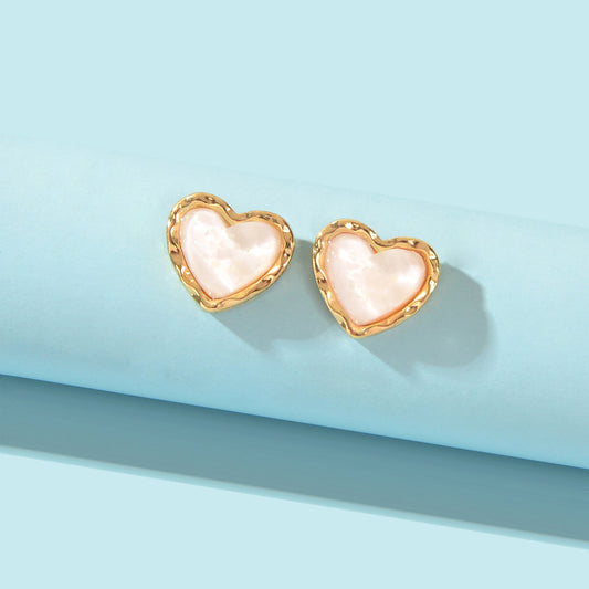 Exquisite Lightweight White Black Resin Heart Stud Earrings Valentine Jewellery Feelontop Jewellery