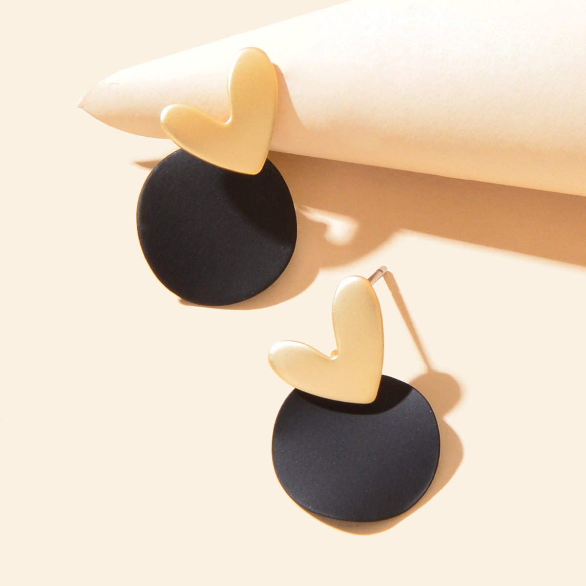 Love Heart Green Round Stud Pierced Hypoallergenic Female Earrings Stud Jewelry Feelontop Jewellery