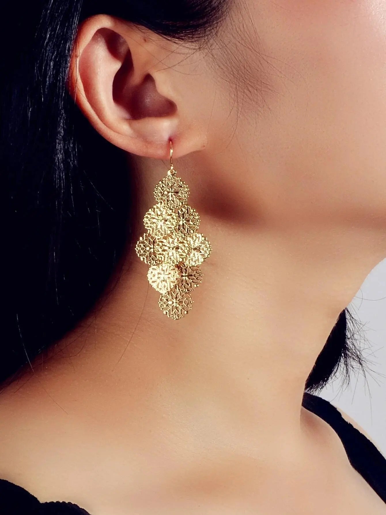 Fashion Jewellery Gold Hollow out Disc Charm Dangle Earrings Women Accessories Feelontop Jewellery
