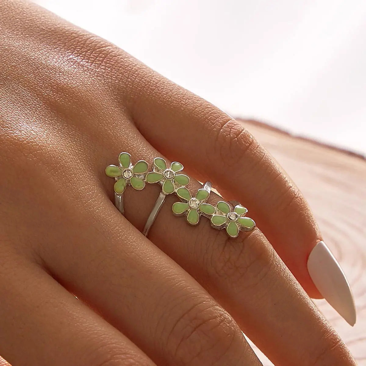 Elegant Jewelry Green Black Enamel Flower Finger Ring Wedding Band Comfort Ring Feelontop Jewellery