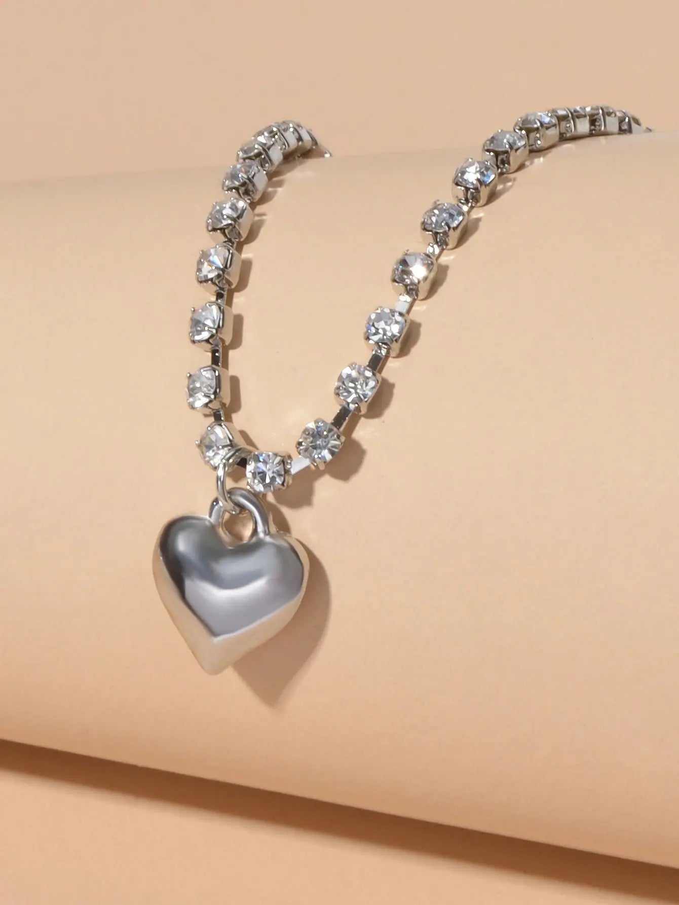 Luxurious Jewellery Full Rhinestone Decor Shining Silver Chain Heart Necklace Feelontop Jewellery