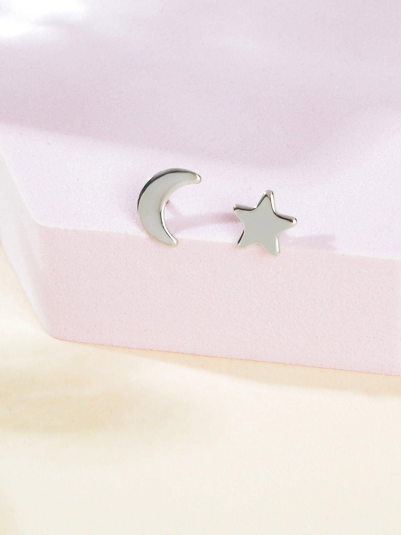 Starry Night Delight Moon and Stars Stud Earrings - Sparkle Under the Moonlight Feelontop Jewellery