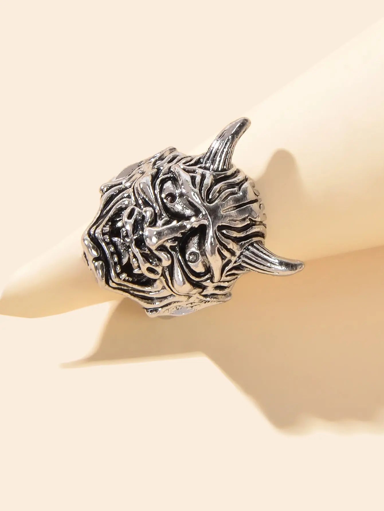 Steampunk Hip Hop Style Antique Silver Exaggerated Monster Head Horn Finger Ring Feelontop Jewellery