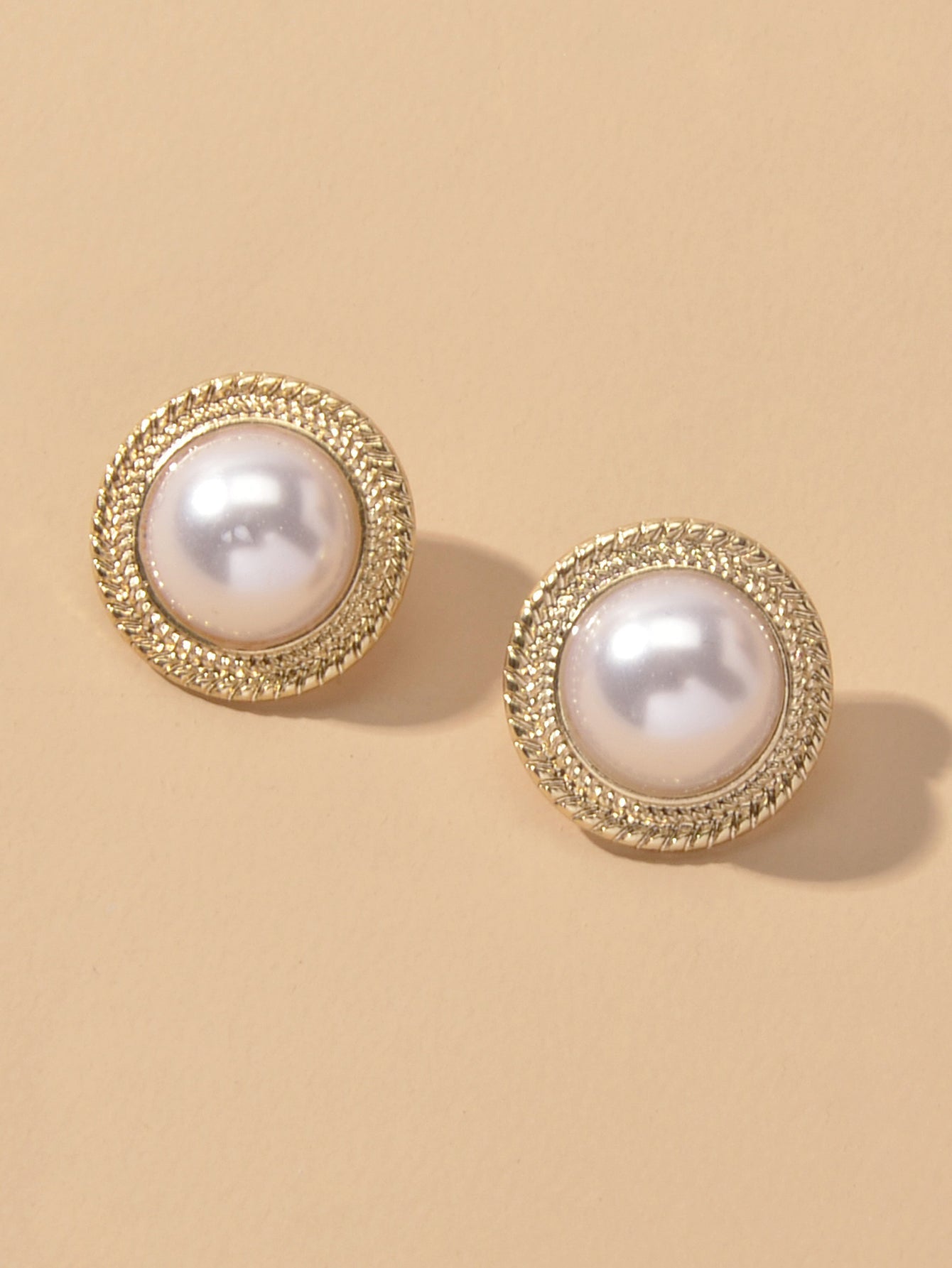 Retro Pearl Decoration Gold Plated Round Stud Wedding Engagement Female Earrings Feelontop Jewellery