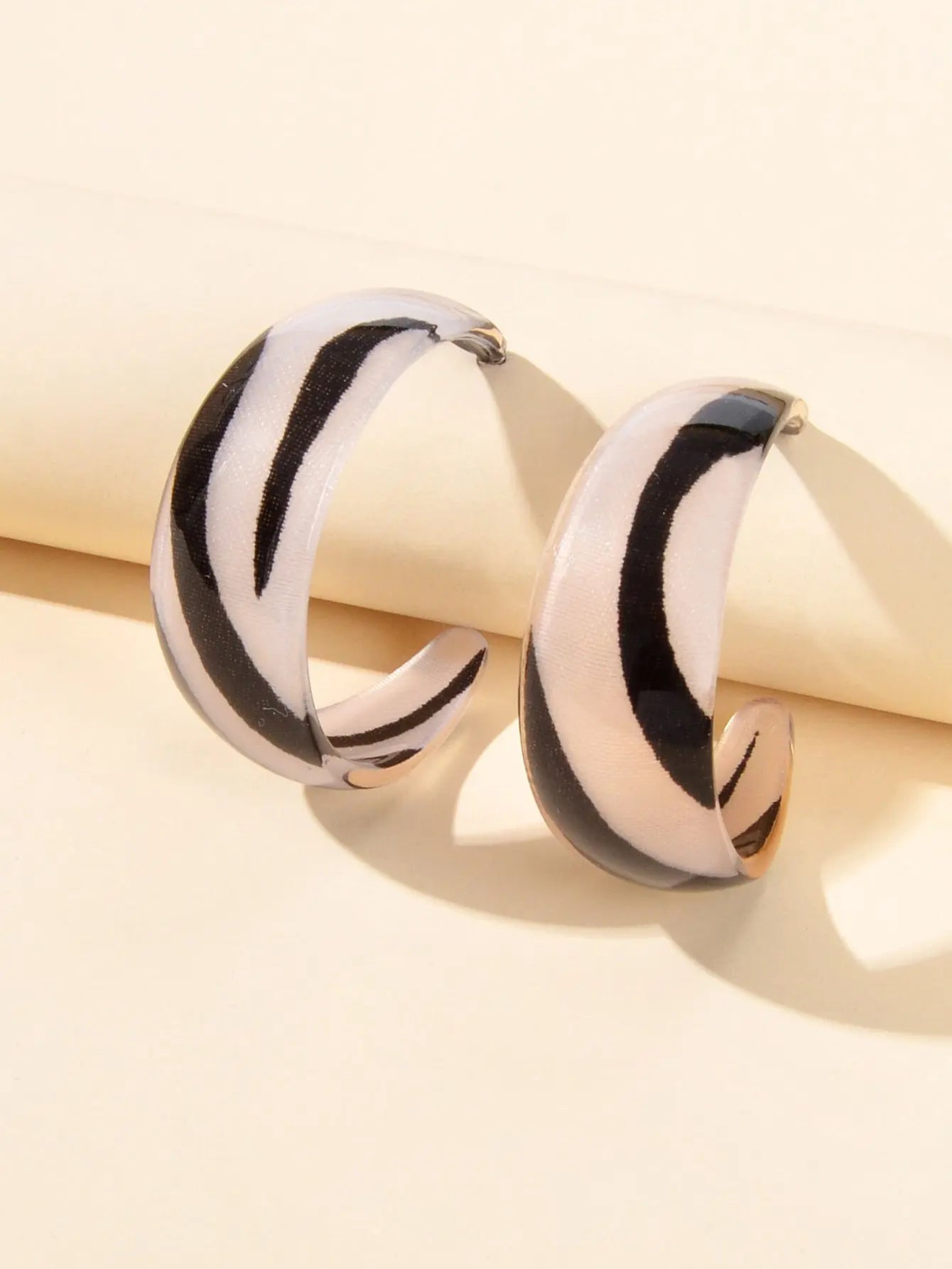 Statement Jewelry Geometric Pattern Acrylic Chunky Huggie Hoop Pierced Earrings Feelontop Jewellery