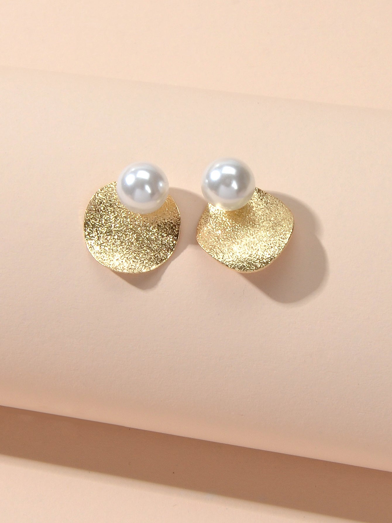 Gold Plated Retro Designer Jewellery Pearl Decoration Disc Stud Pierced Earrings Feelontop Jewellery