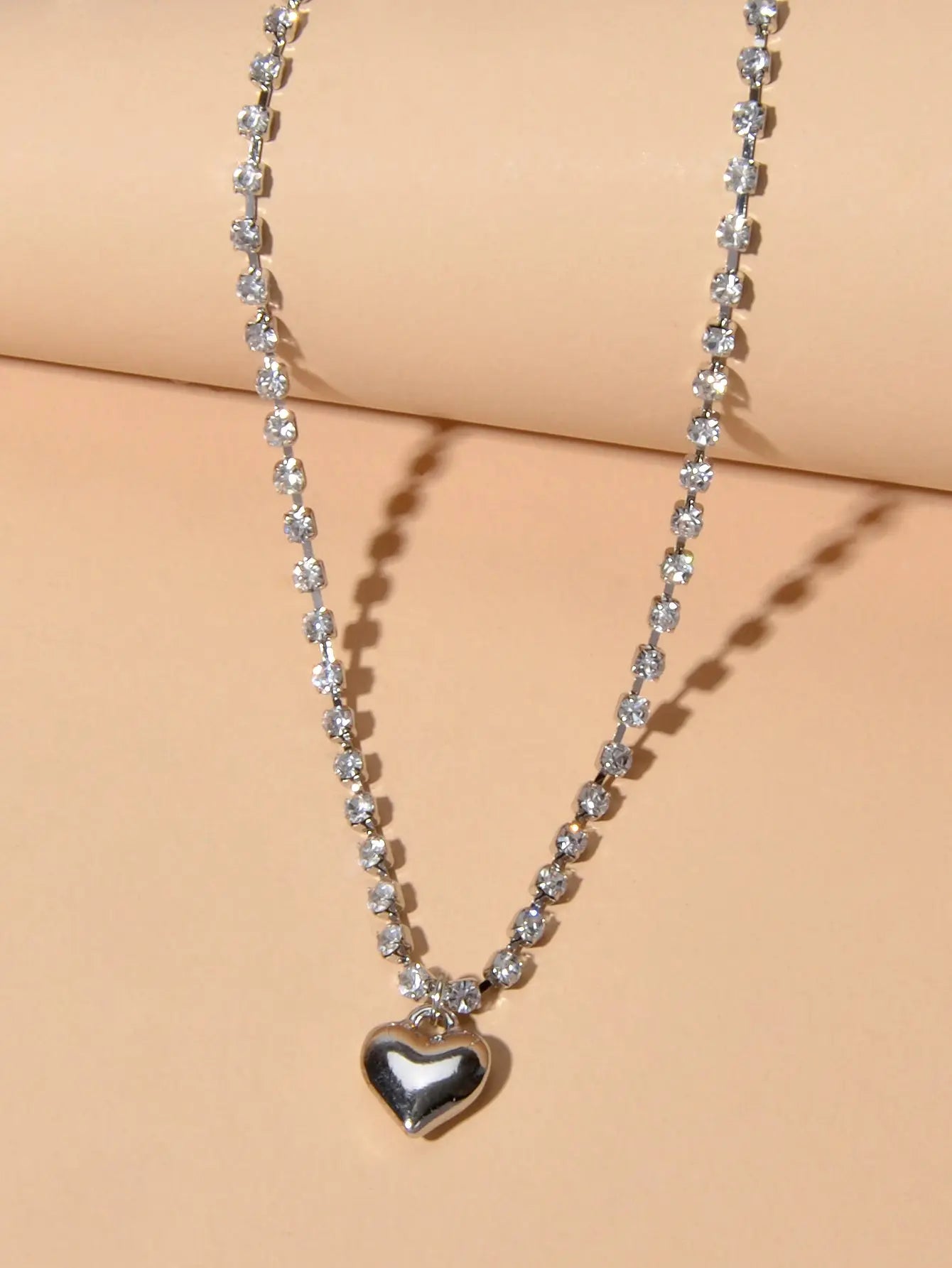 Luxurious Jewellery Full Rhinestone Decor Shining Silver Chain Heart Necklace Feelontop Jewellery