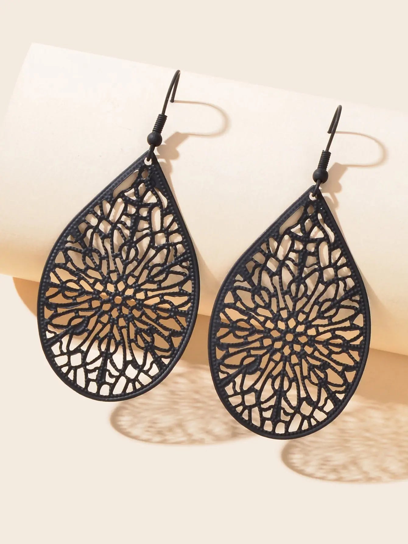 Vintage Black Flower Pattern Hollow Water Drop Earrings Trendy Women Accessories Feelontop Jewellery