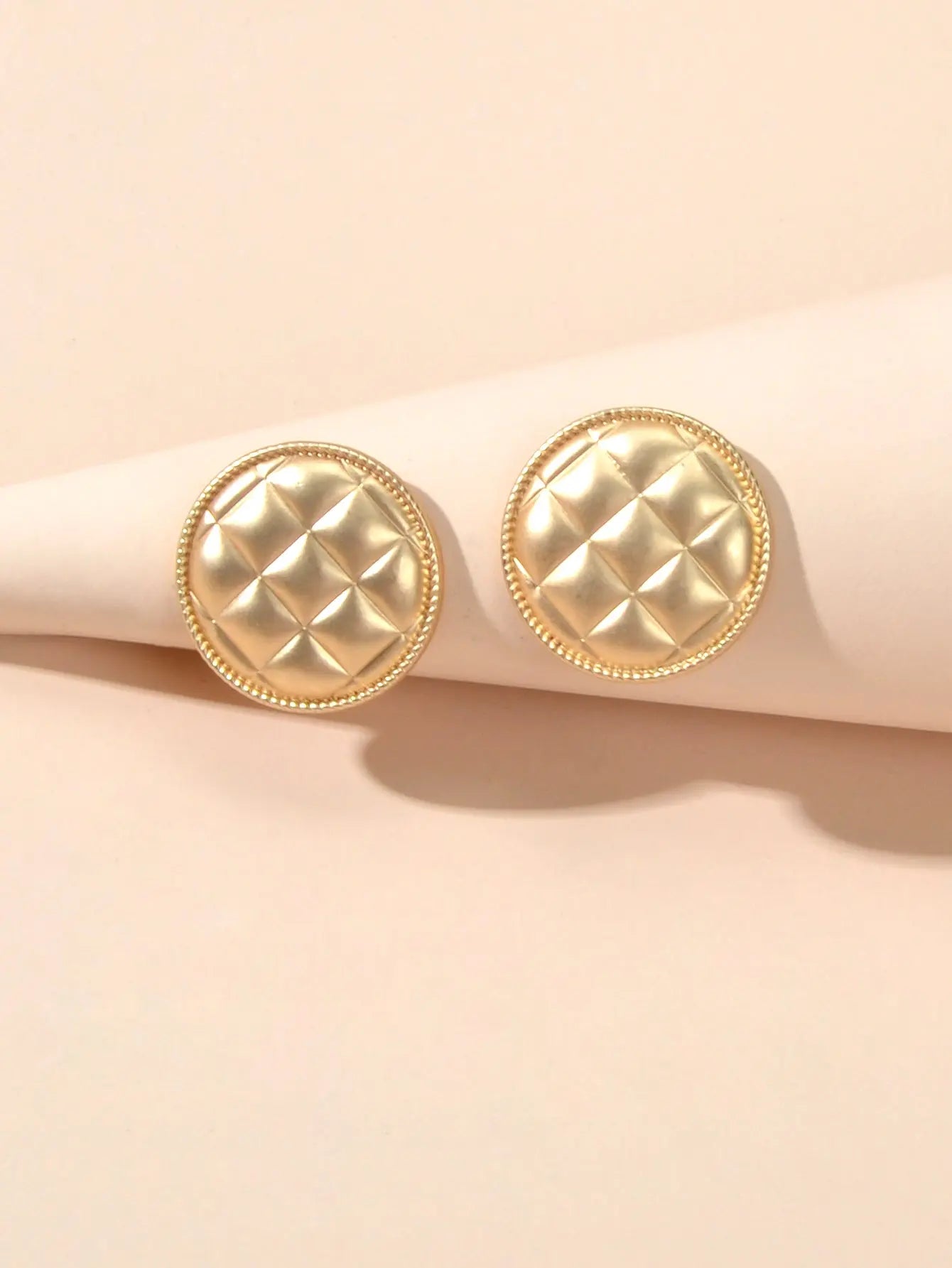 2pairs Retro Accessories Black Enamel Letters Heart Gold Round Stud Earrings Set Feelontop Jewellery