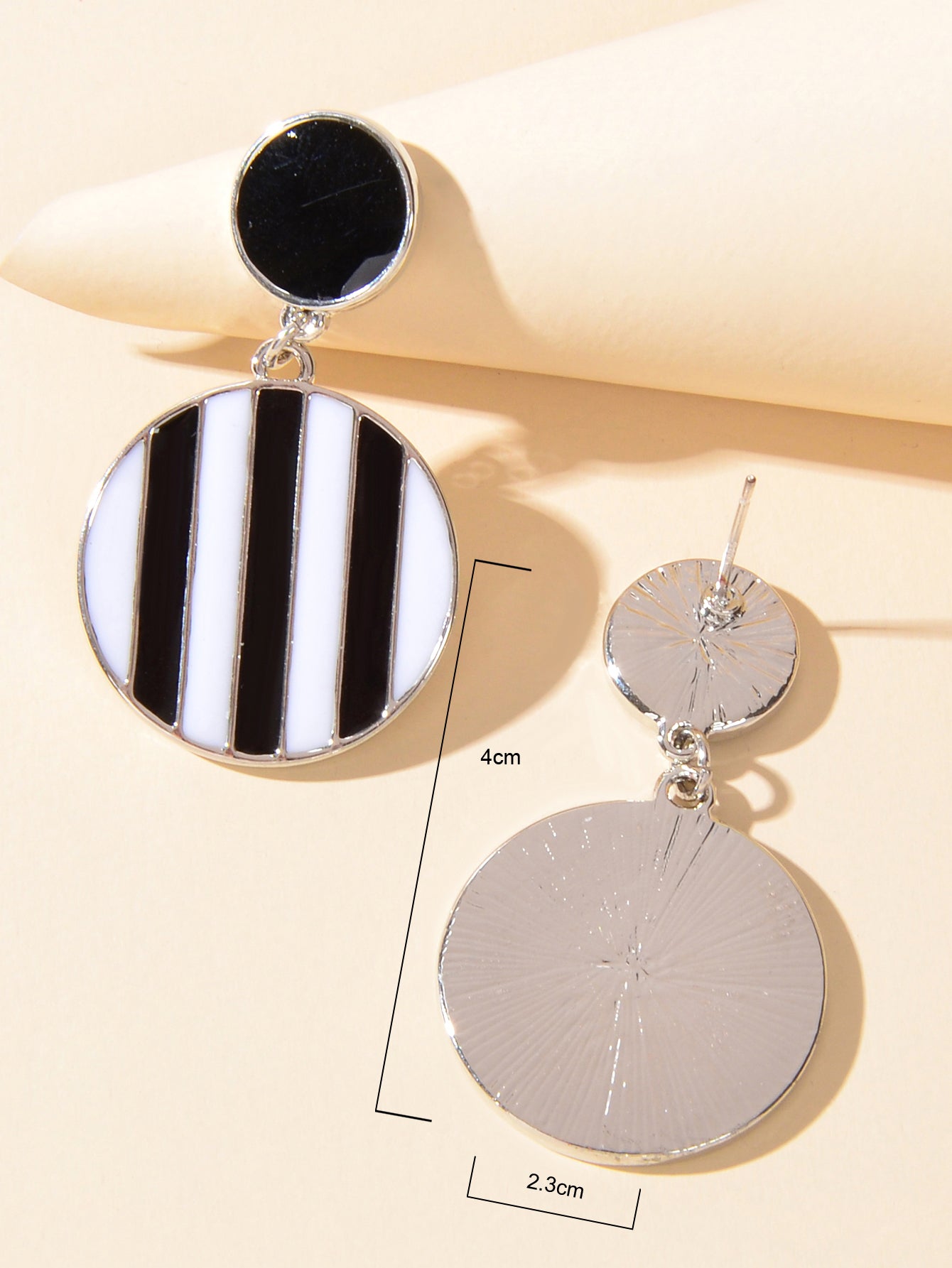 Retro Black White Enamel Round Dangle Hypoallergenic Party Earrings Jewellery Feelontop Jewellery