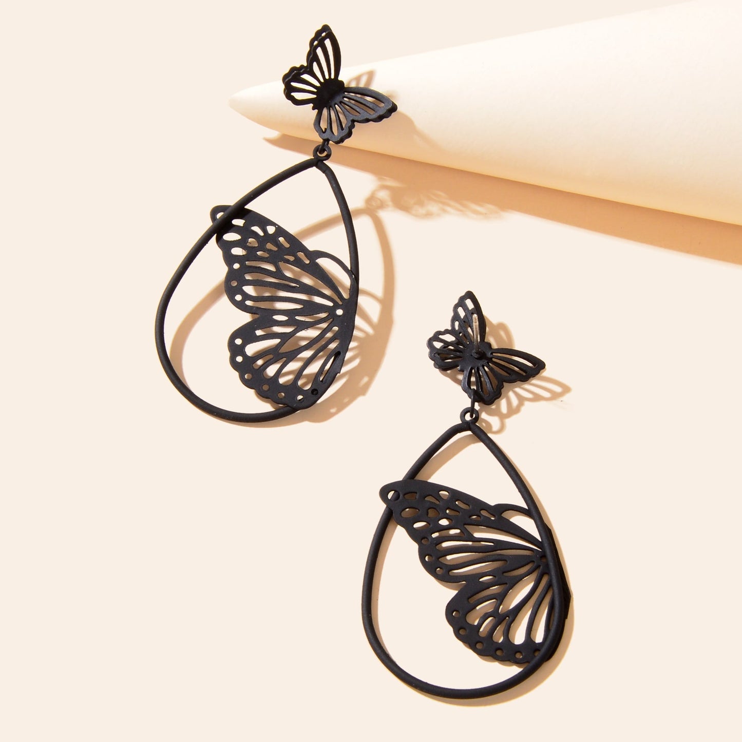 New Retro Black Hollow Butterfly Water Drop Earrings Party Decoration for Women Feelontop Jewellery